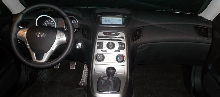  Hyundai Genesis Coupe 2010 года  (фото 193 из 300)